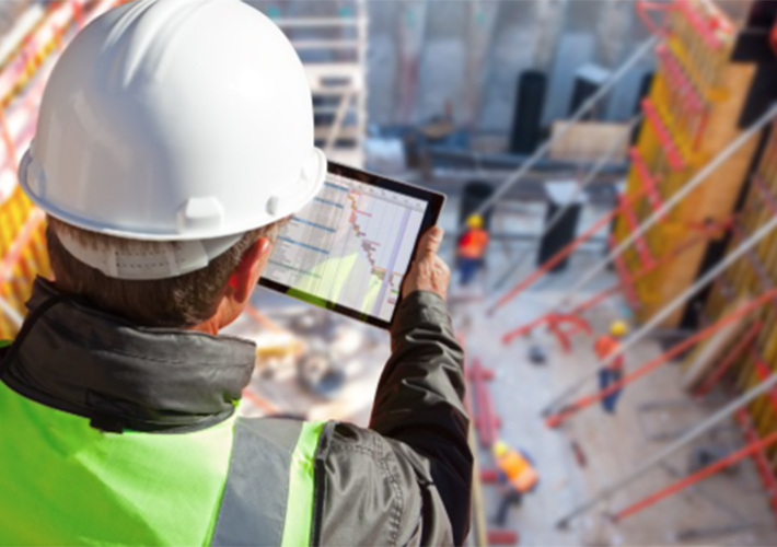 Foto Las máquinas usadas aportan seguridad a la edificación y a la obra civil en una situación crítica.